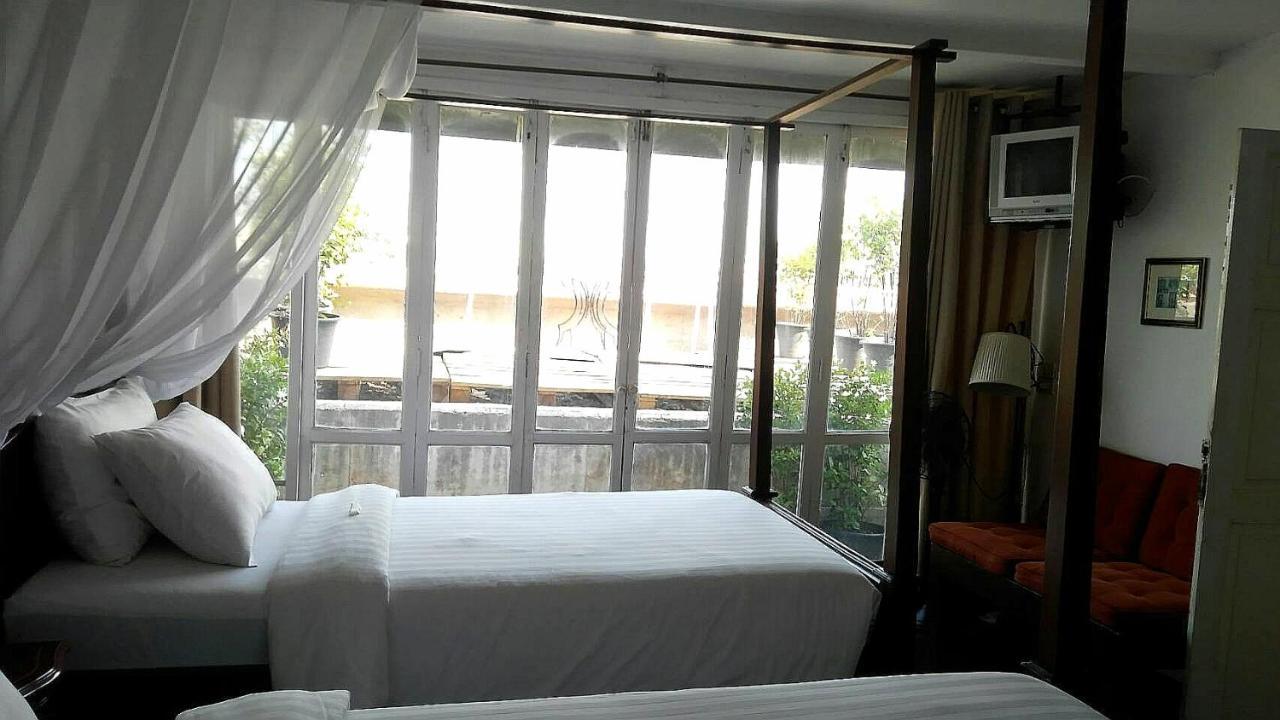 Ibrik Resort By The River Bangkok Exterior foto